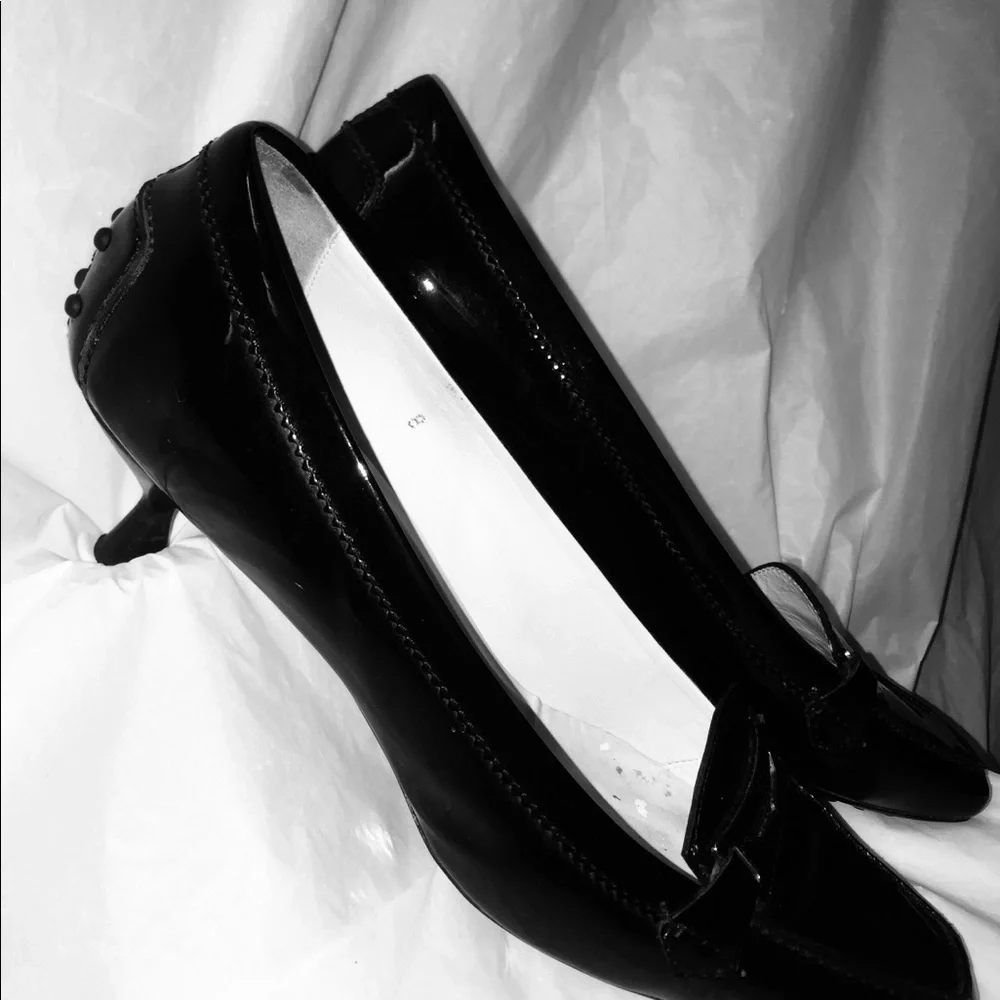 TODS Patent Leather Shoe